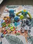 Zestaw zabawek dla niemowlaka gryzaki fisher price