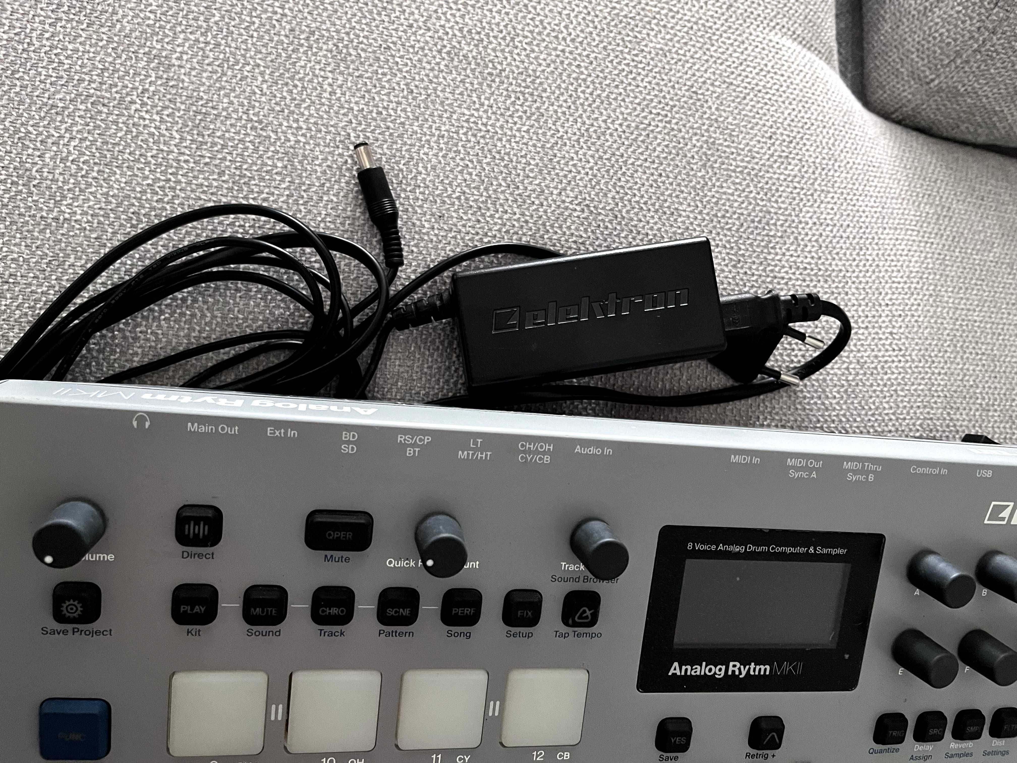Elektron Analog Rytm MkII with power supply