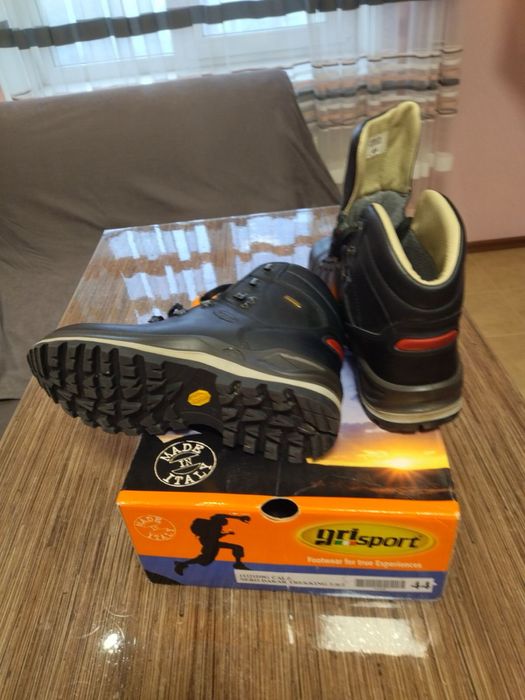 Зимові чоботи чоловічі Grisport, 44 р., натуральна шкіра