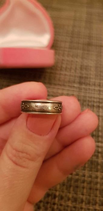 Антикварное кольцо подарите девушке