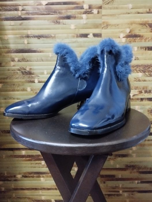 Стильные женские ботинки