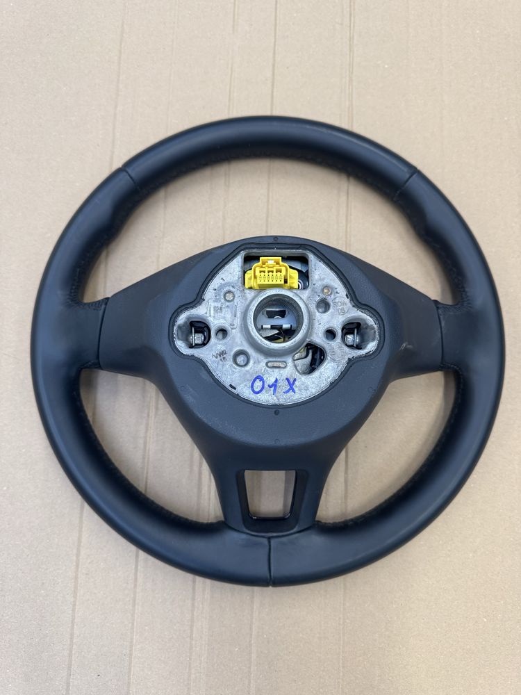 Kierownica skórzana  Multifunkcyjna Vw T6