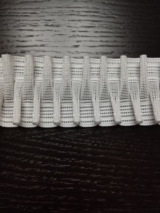 Taśma do firan i zasłon smok wys 7 cm. 2,7:1 Rolka 21 metrów.