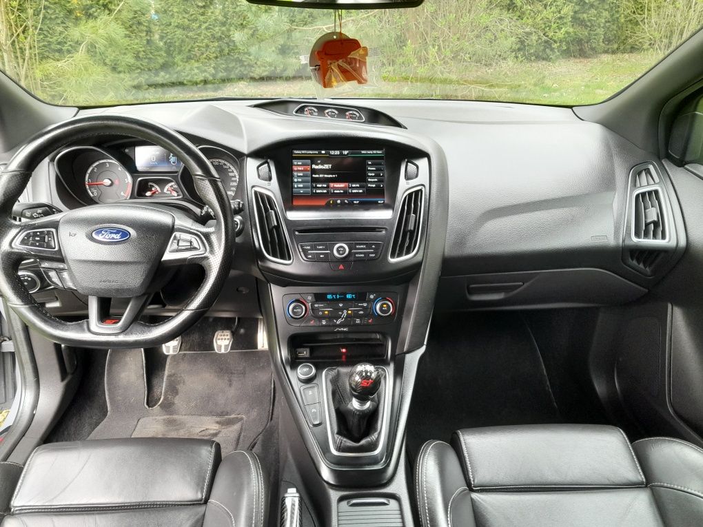 Ford focus ST 2.0tdci zamiana caravelle multivan