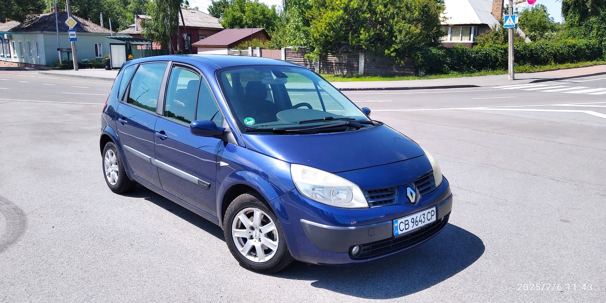 Продам собственный Сценик 2 2004 г., бензин 1,6