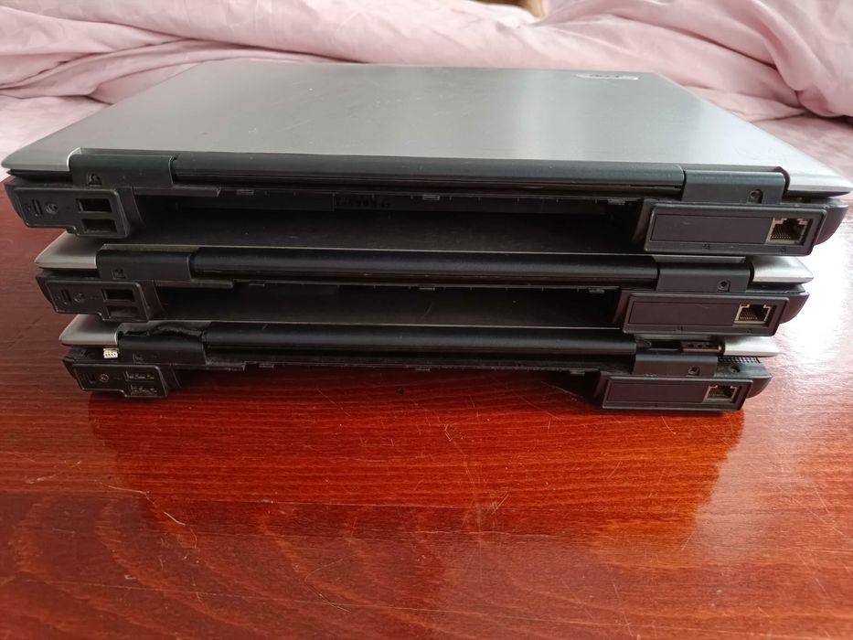 Продам три ноутбуки Acer aspire 3680 на запчастини або відновлення