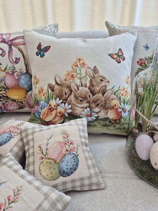 Poszewka Wielkanocna gobelinowa V60 z Zajączkami