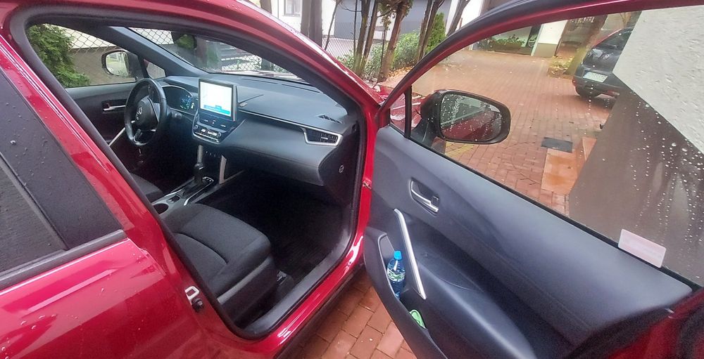 ..:Toyota Corolla Cross 2.0 Hybid + kpl. Opon Michelin zima