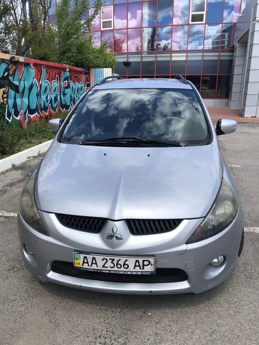 Mitsubishi Grandis 2,4 бензин, механика