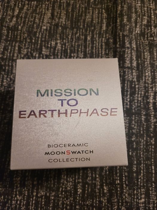 Omega Swatch/bioceramic mission to earthphase