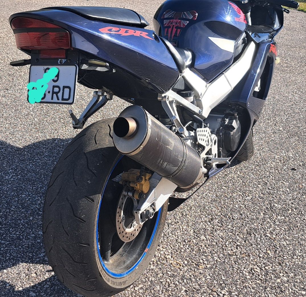 HONDA CBR 900 rr
