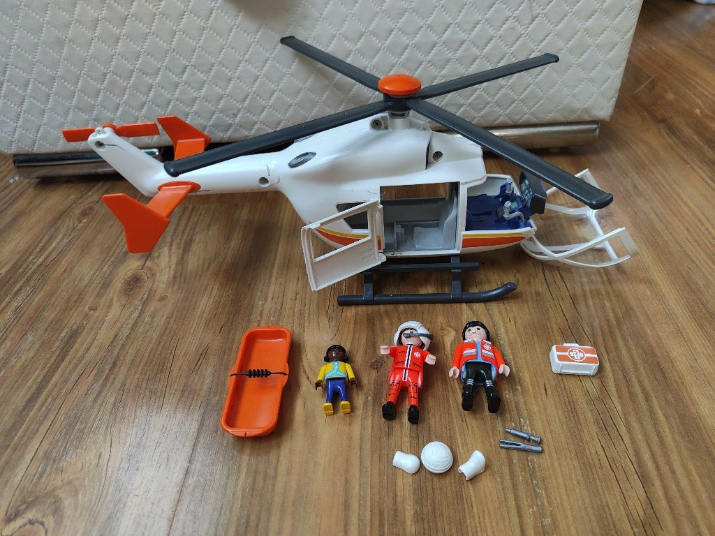 Playmobil City Life Emergency Medical Helicopter 6686