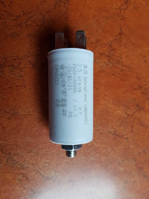 Kondensator rozruchowy 2,5 µF