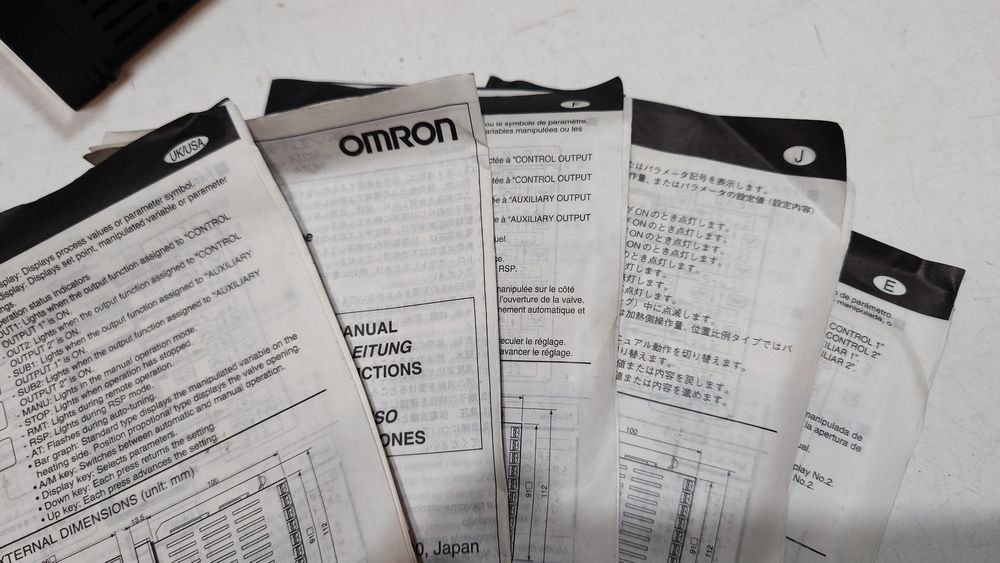 Контроллер температуры OMRON E5AK-AA2-500