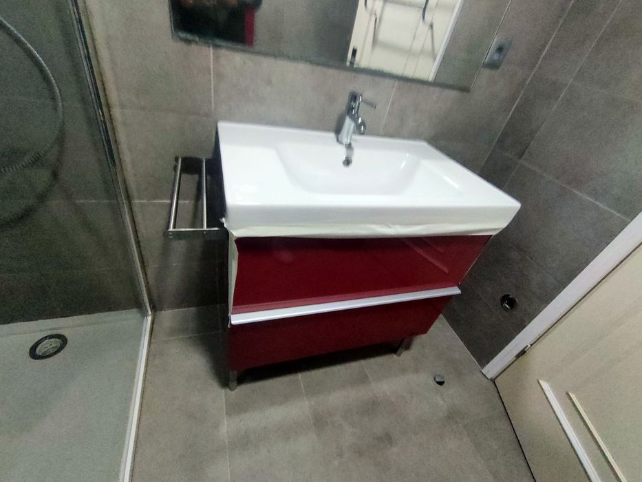 Quarto Individual , despesas incluídas. Apartamento Top
