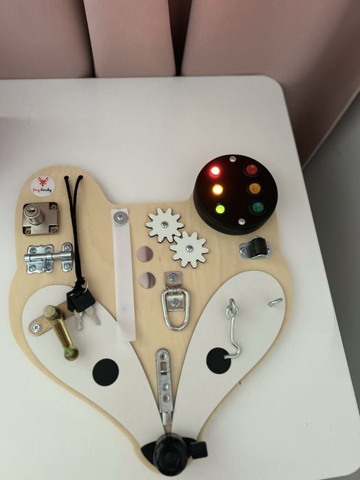 Tablica manipulacyjna Foxy Family