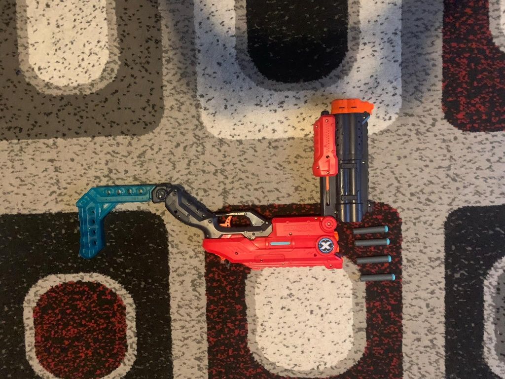 Pistolet NERF X shot zuru