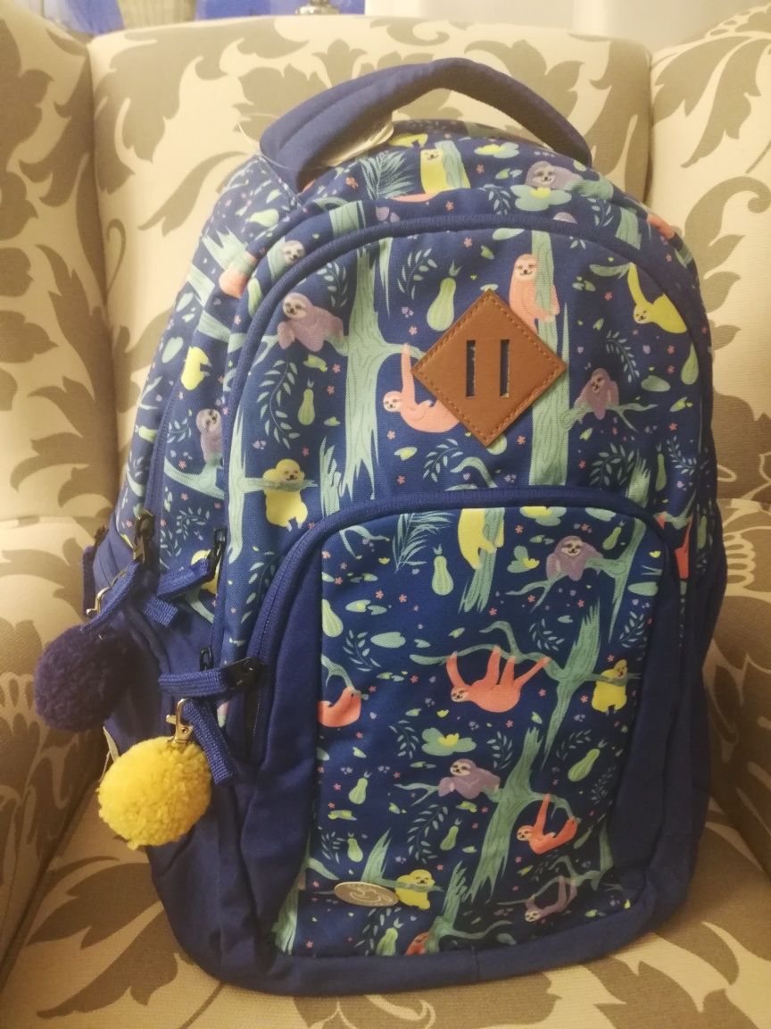 Nowy plecak szkolny Paperdot z pomponikami okazja na prezent