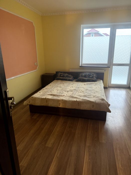 Оренда будинку на Новий Рік (3 поверхи)