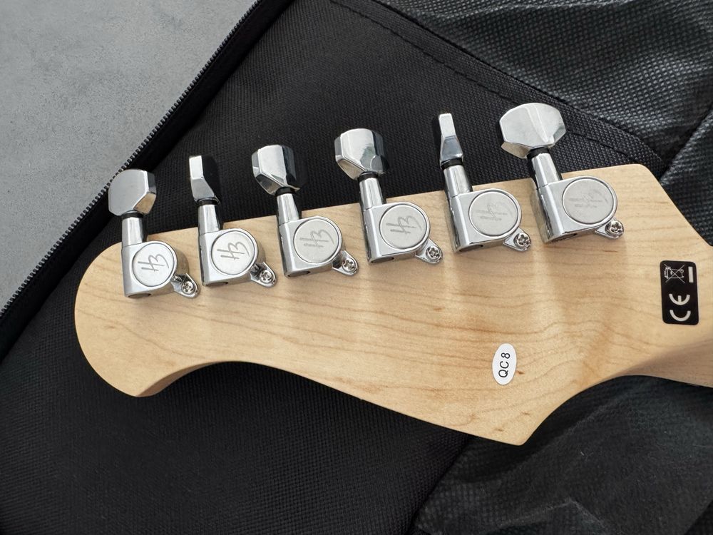 Gitara elektryczna Harley Benton + wzmacniacz