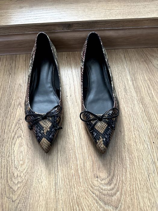 Нові туфлі Parfois