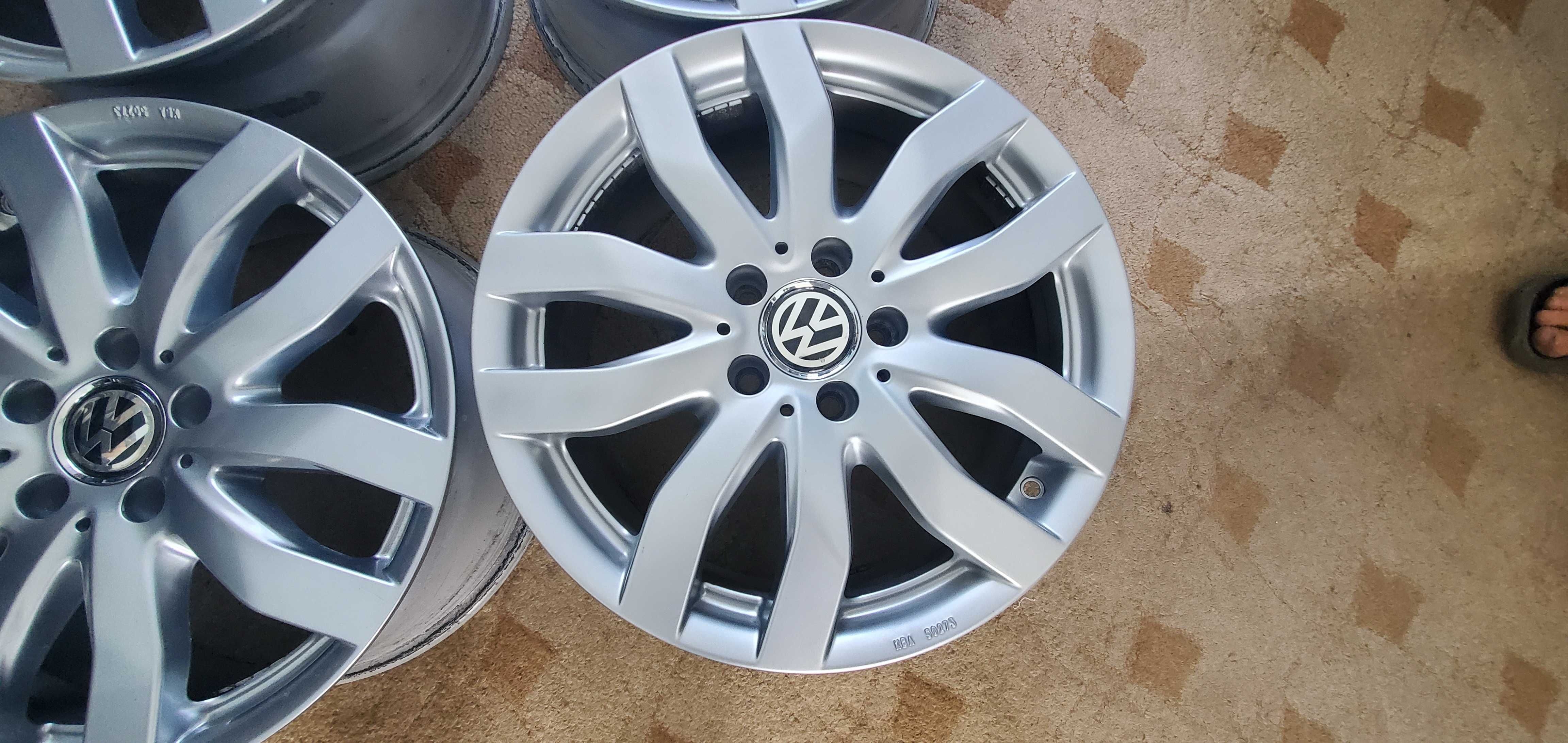 Диски 5 112 R17 VW AG CMS Germany 7,5J ET 47