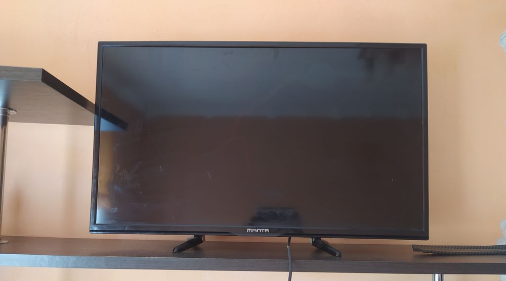 Продам телевізор Manta