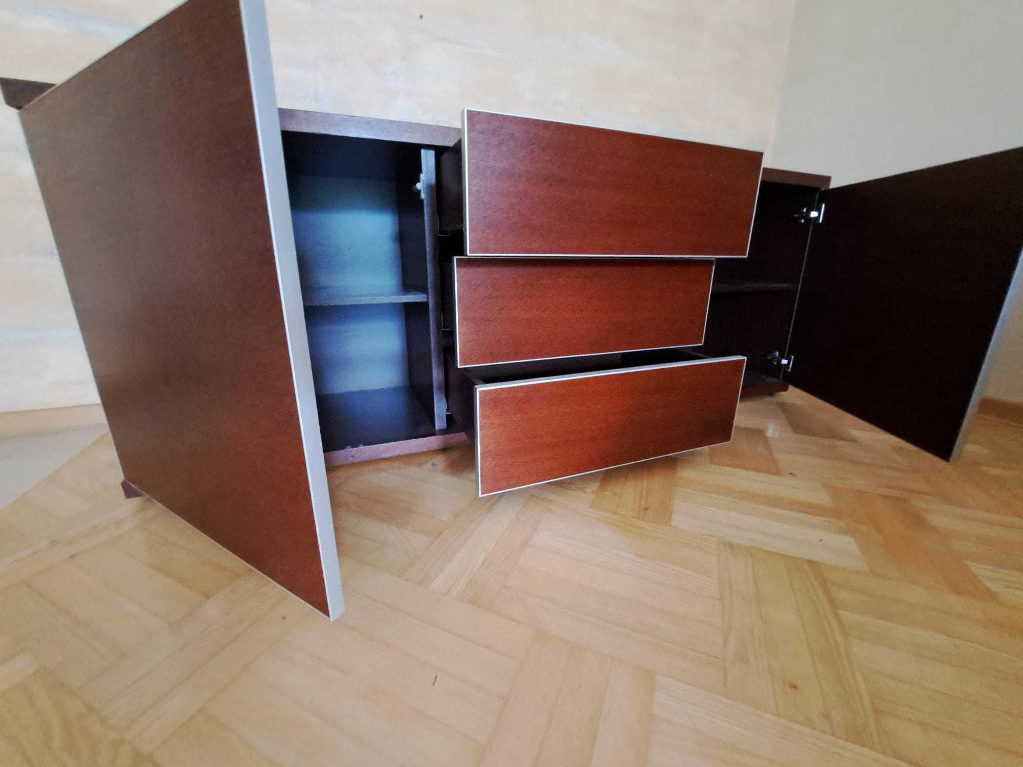 Komoda  + Witryna  . Bydgoska Fabryka Mebli, linia Matrix