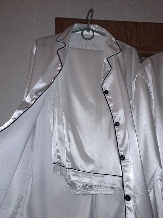 Продам атласні піжами