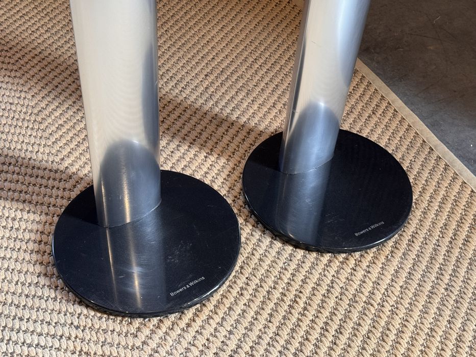 Bowers Wilkins xt2 b&w kolumny podstawkowe