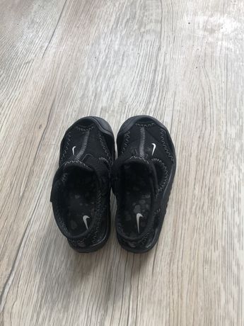 Sandalki dzieciece Nike