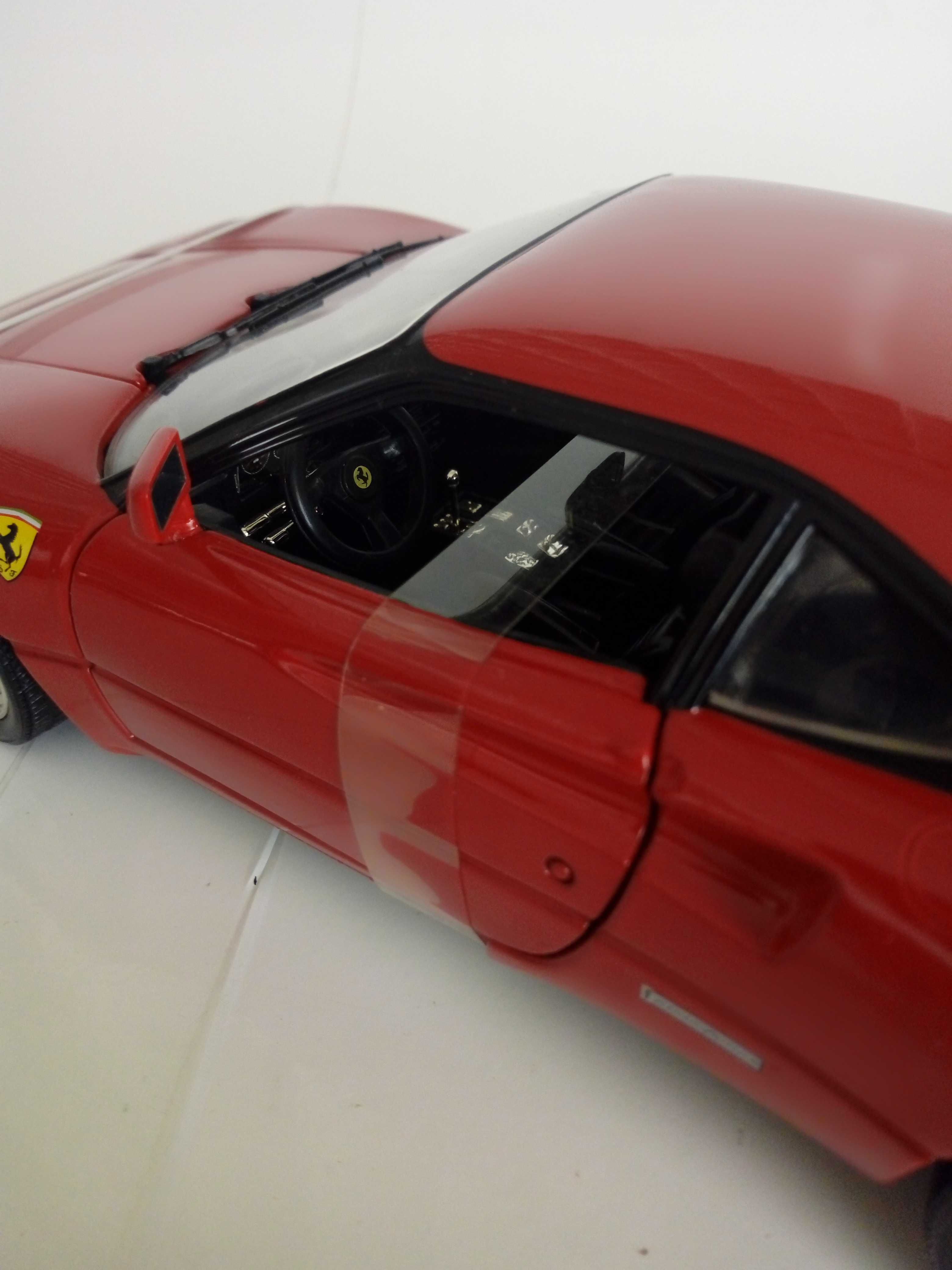 Carro Miniatura de Coleção - FERRARI GTO