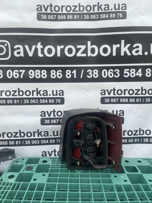 Лівий ліхтар Пассат б5+ універсал