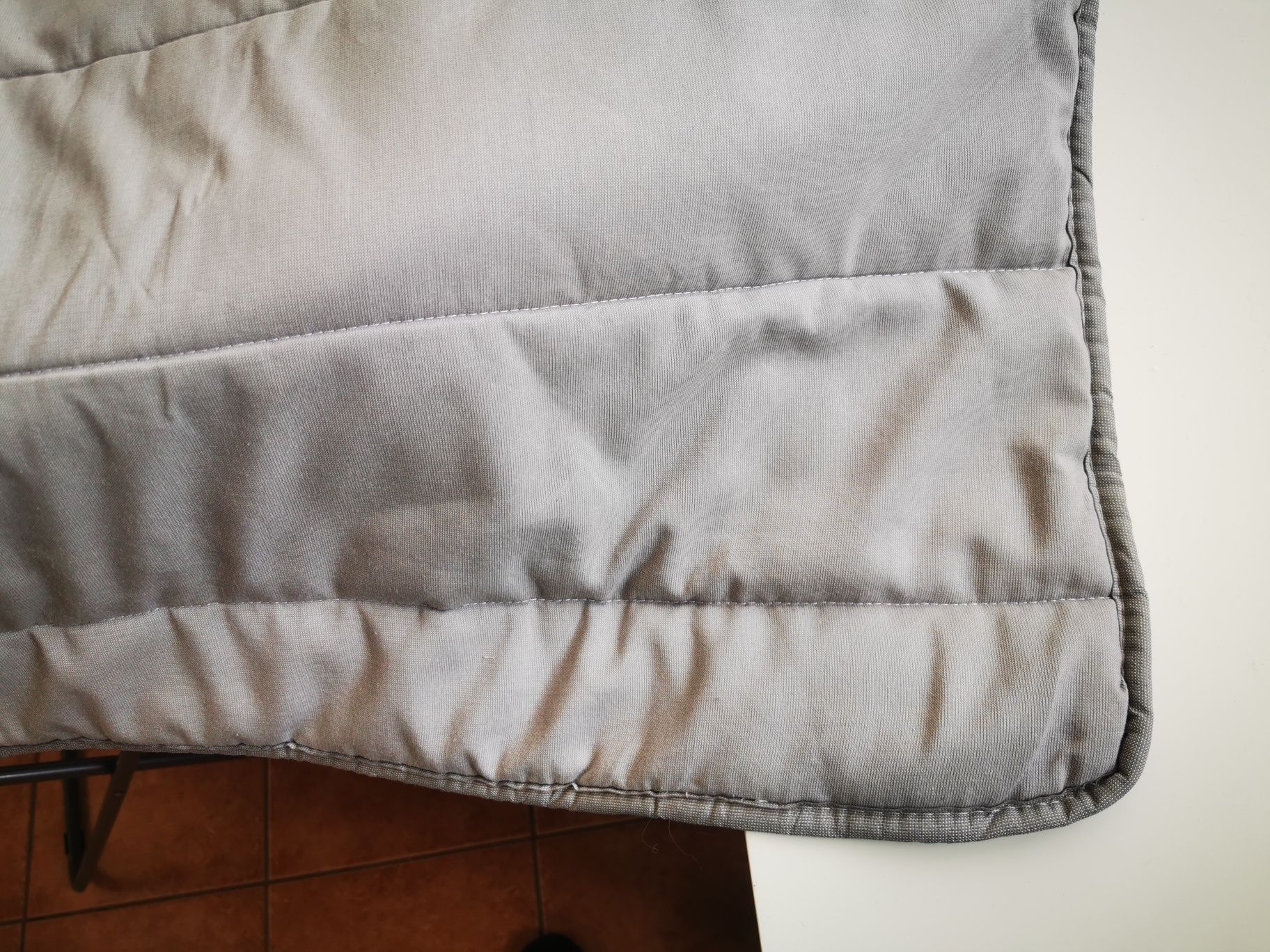 Narzuta szara pikowana Ikea, gruba dwustronna 160 x 200 cm
