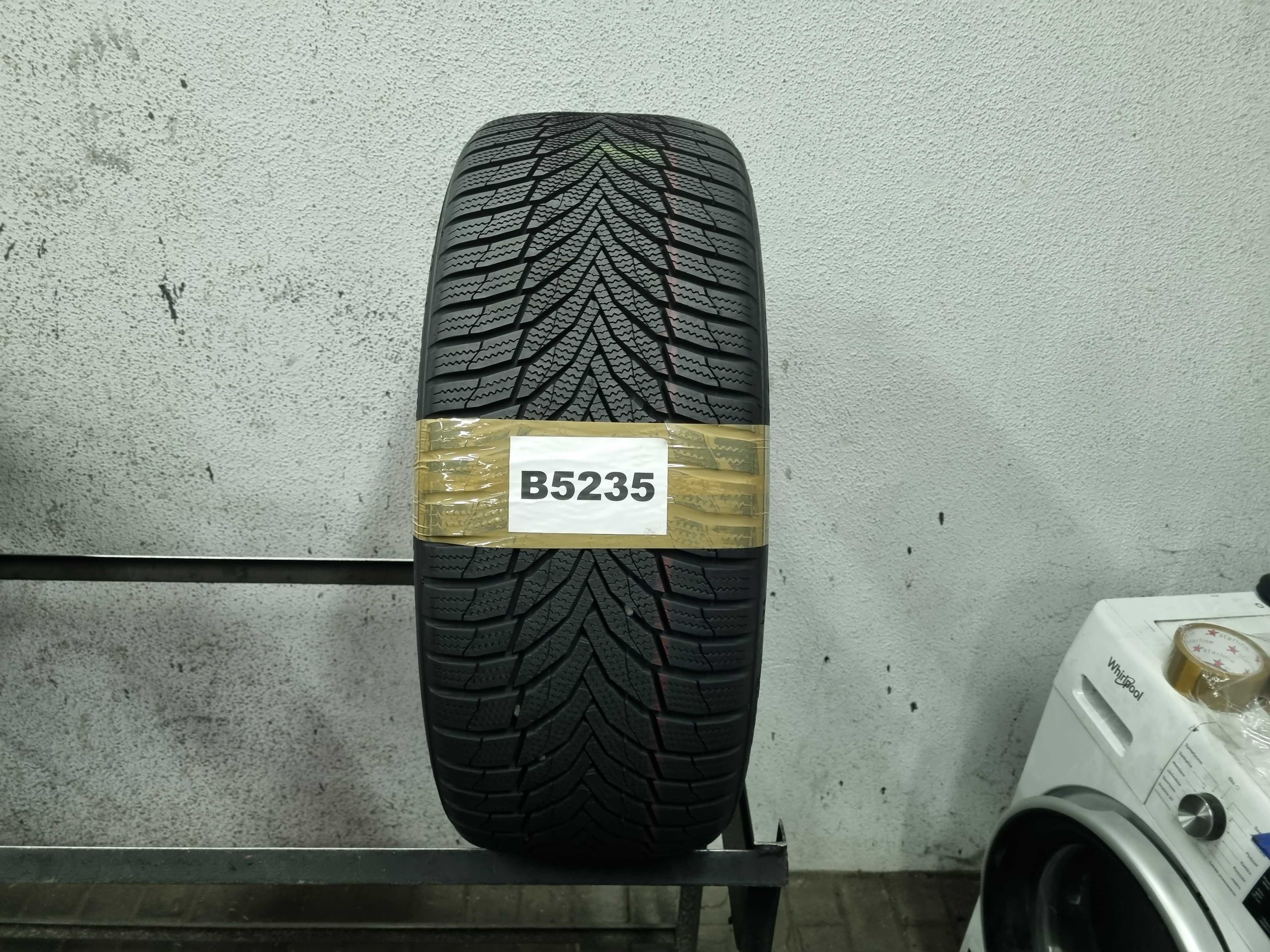 245/45/19 102V Nexen Winguard Sport 2 WU7 Dot.3624R