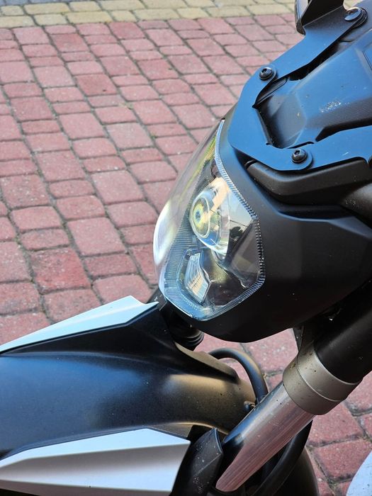 MT 07 Lampa 14-17r. Yamaha Retrofit przód przednia