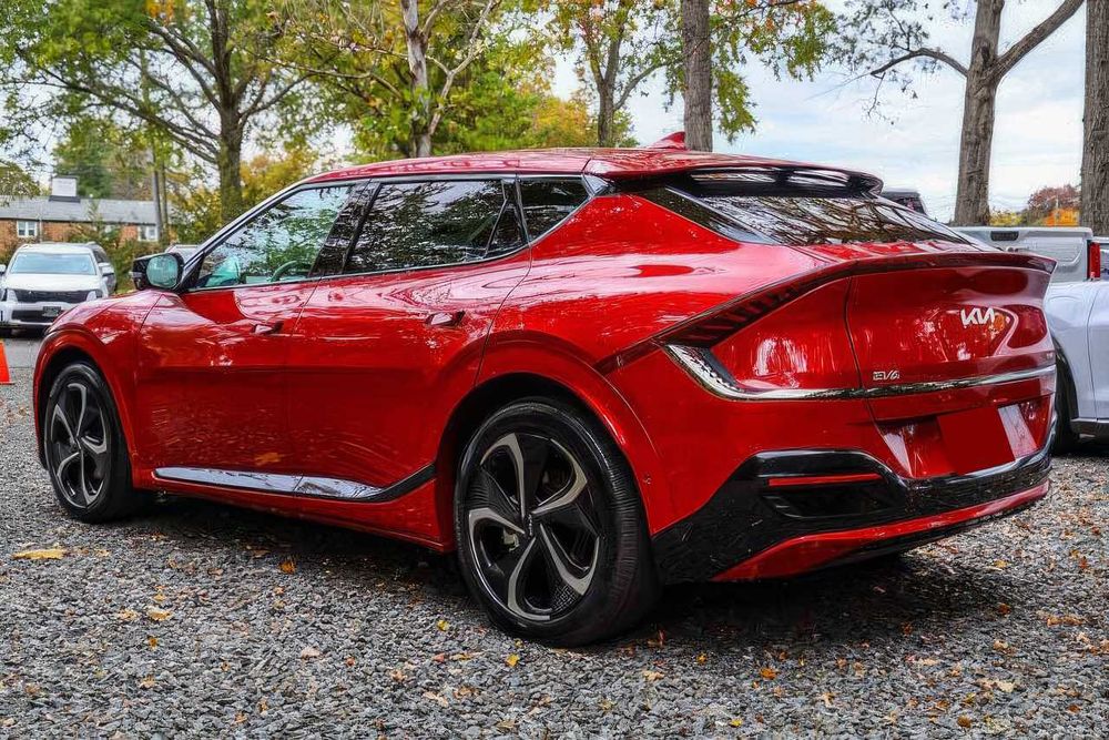 Kia EV6 GT-Line      2024