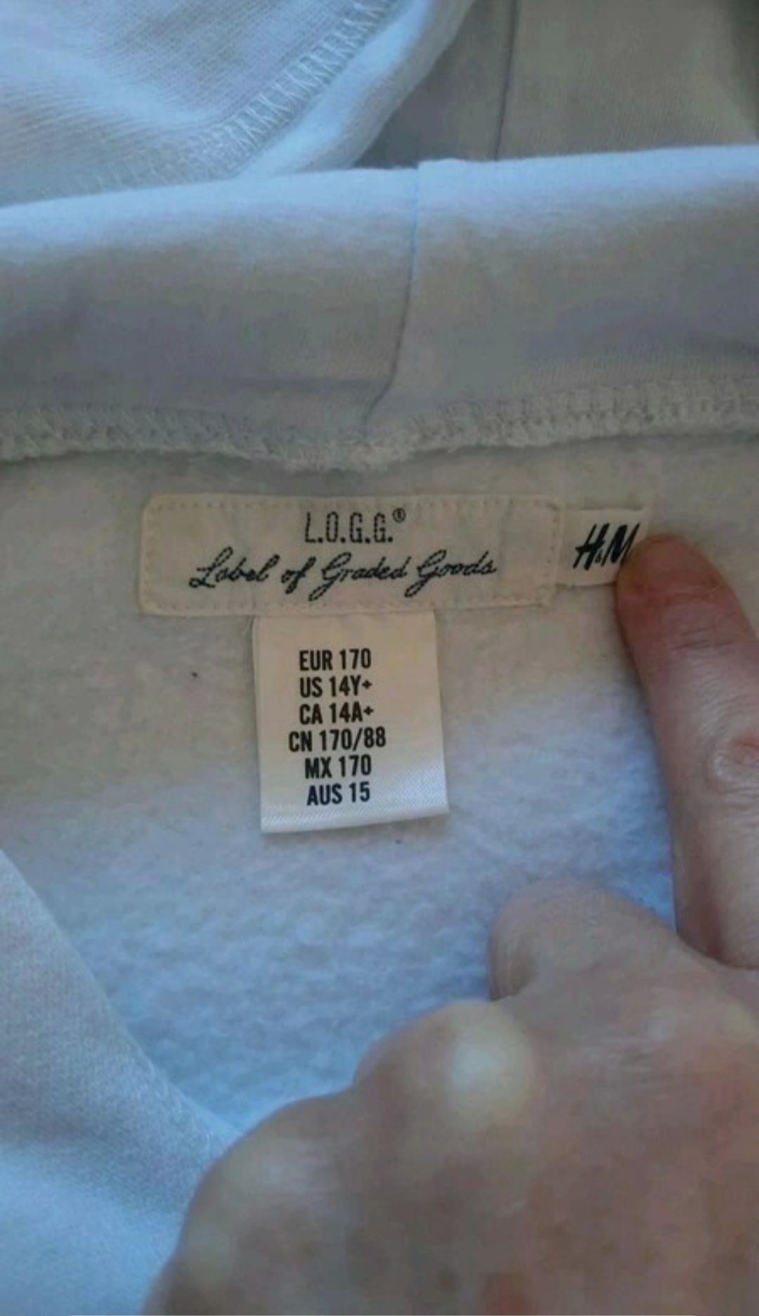 Bluza młodzieżowa biała,neonowy napis,kaptur L.O.G.G.  rozmiar 170cm