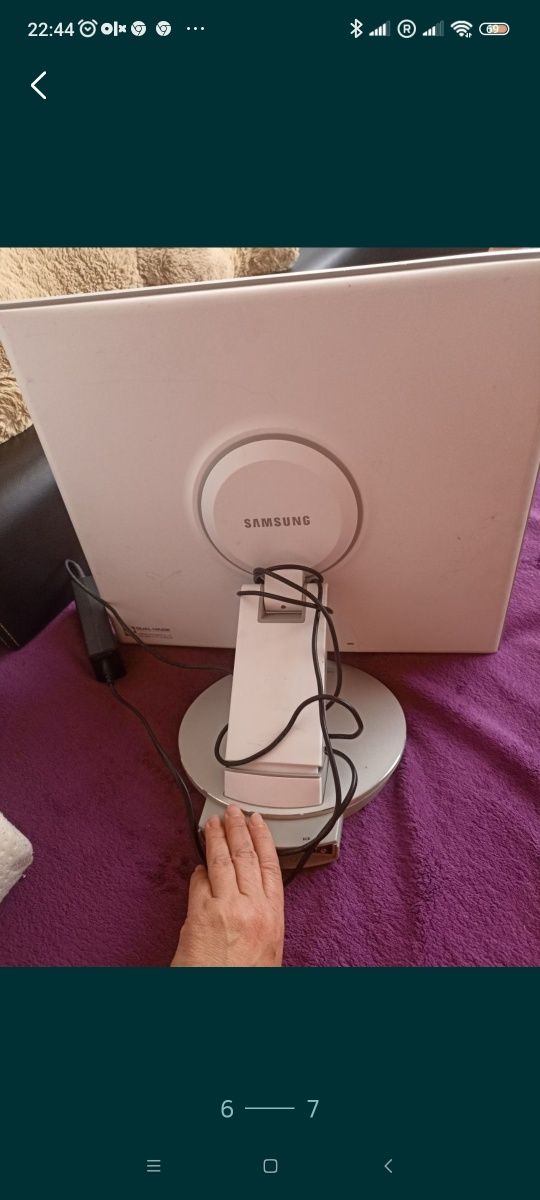 Продам LED монітор Samsung 19"