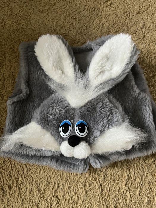 Новорічні костюми.(заєць, вовк, гном, циплятко,листочок)