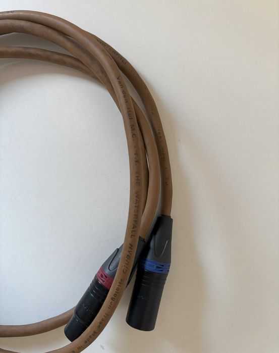 Van Den Hull The Waterfall Hybrid XLR 1m