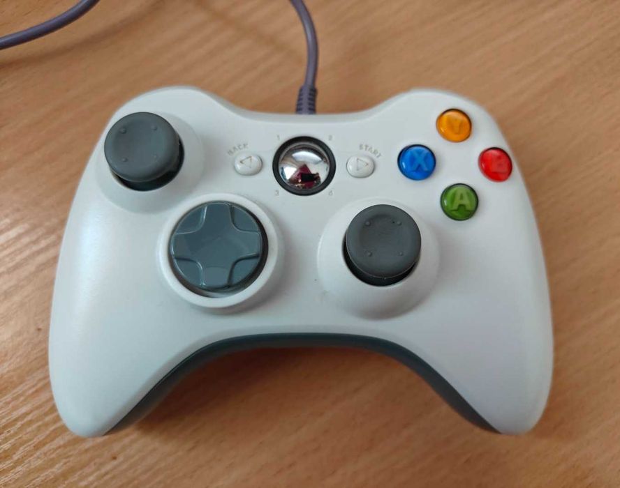 Готовий ПК Xeon 8 ядер+RX 570; SSD NVMe 256 GB, RAM 16GB, геймпад.