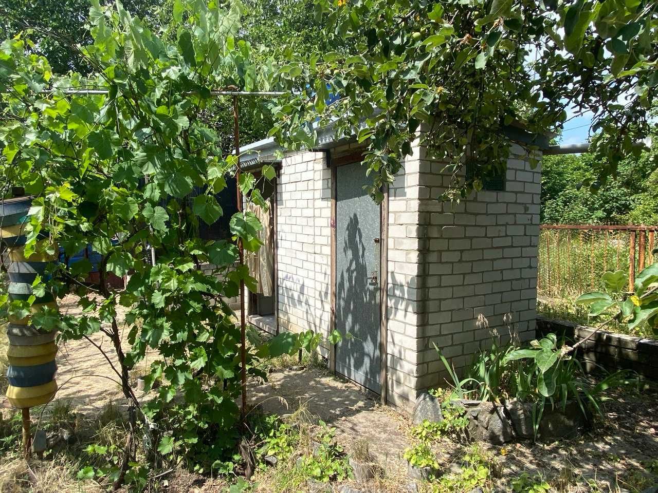 Дом с бассейном, 130 метров к речке Днепр (с.Волоское)