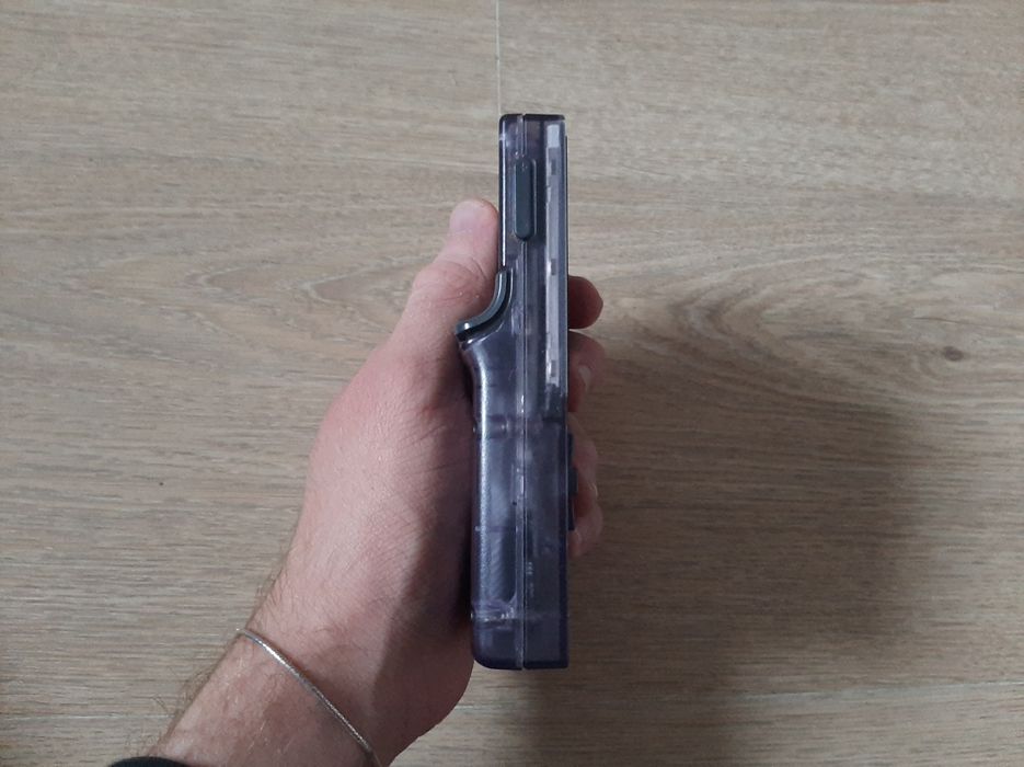 Переносная игровая приставка Andernic RG 35XX