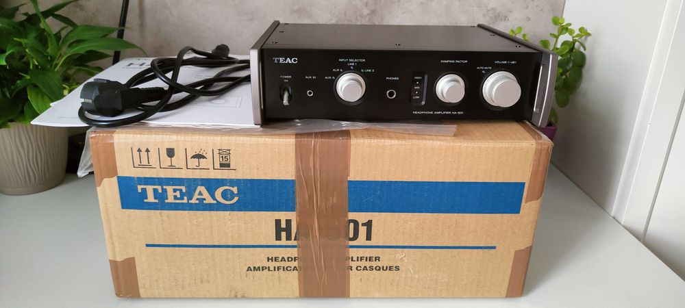 Teac HA-501 wzmacniacz słuchawkowy dual-mono
