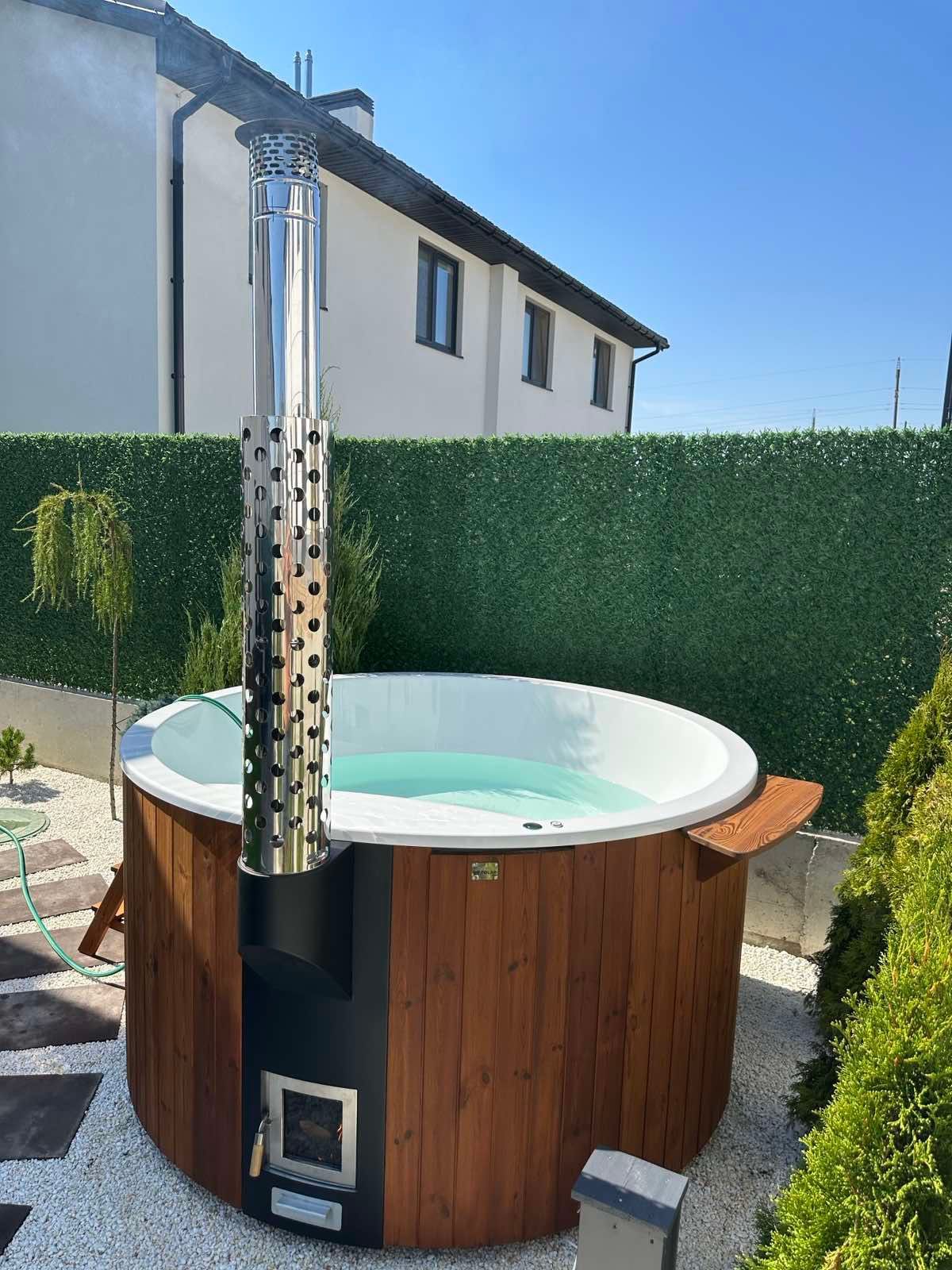 Balia ogrodowa Jacuzzi Gorąca beczka Piec wbudowany Hot Tube Premium
