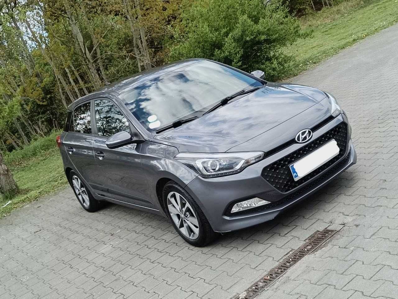 HYUNDAI i20, 1.1 CRDi, 2017, bogata wersja wyposażenia, niski przebieg