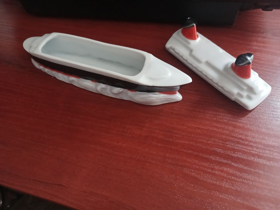 Statek France 1960 Porcelana