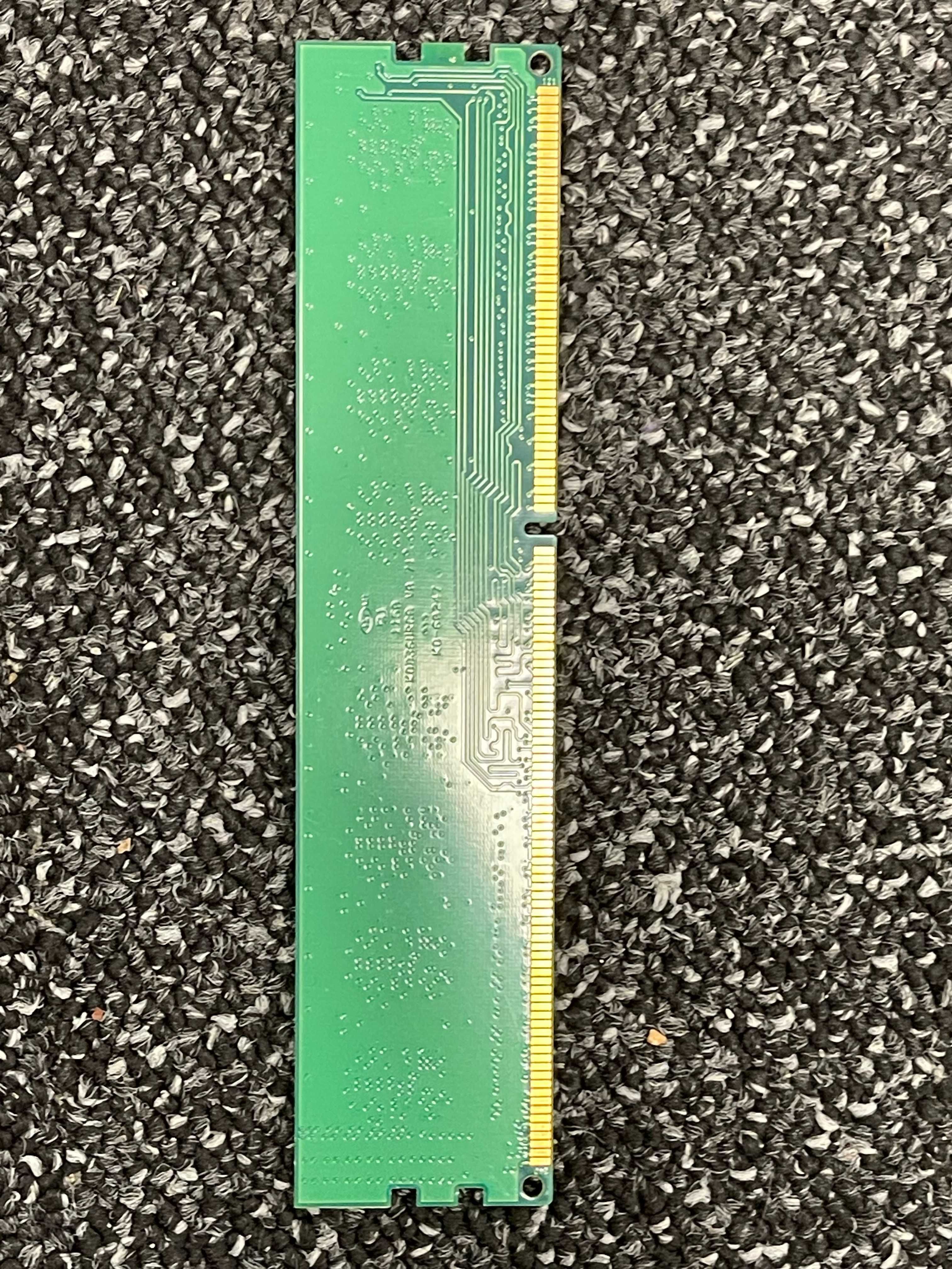Pamięć RAM GOODRAM DDR3 2GB 1333MHz CL9 DIMM (GR1333D364L9/2G)