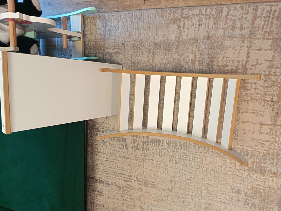 Bujak drewniany montessori